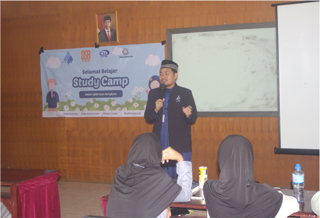 Study Camp dan Field Trip Indonesia